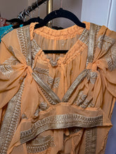 Load image into Gallery viewer, Peaches &amp; Cream Jasmine Set
