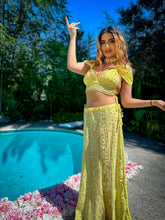 Load image into Gallery viewer, Yellow Diamonds Goddess Set
