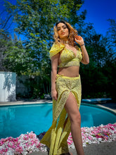 Load image into Gallery viewer, Yellow Diamonds Goddess Set
