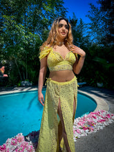 Load image into Gallery viewer, Yellow Diamonds Goddess Set
