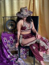 Load image into Gallery viewer, The Tigers Eye Magic Hat

