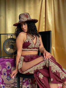The Tigers Eye Magic Hat