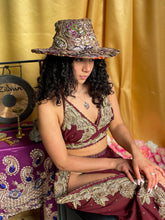 Load image into Gallery viewer, The Tigers Eye Magic Hat
