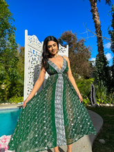 Load image into Gallery viewer, Emerald Diamonds Magic Dress
