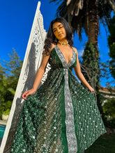 Load image into Gallery viewer, Emerald Diamonds Magic Dress
