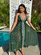 Load image into Gallery viewer, Emerald Diamonds Magic Dress
