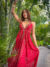 Load image into Gallery viewer, Love Queen Magic Dress
