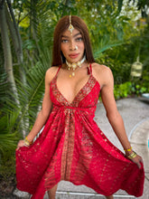 Load image into Gallery viewer, Love Queen Magic Dress
