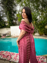 Load image into Gallery viewer, Golden Baby Girl Jasmine Set
