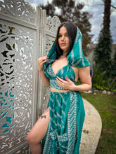 Load image into Gallery viewer, Turquoise Diamonds Jasmine Set
