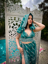 Load image into Gallery viewer, Turquoise Diamonds Jasmine Set
