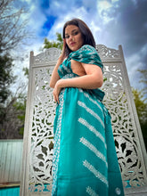 Load image into Gallery viewer, Turquoise Diamonds Jasmine Set
