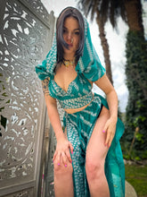 Load image into Gallery viewer, Turquoise Diamonds Jasmine Set
