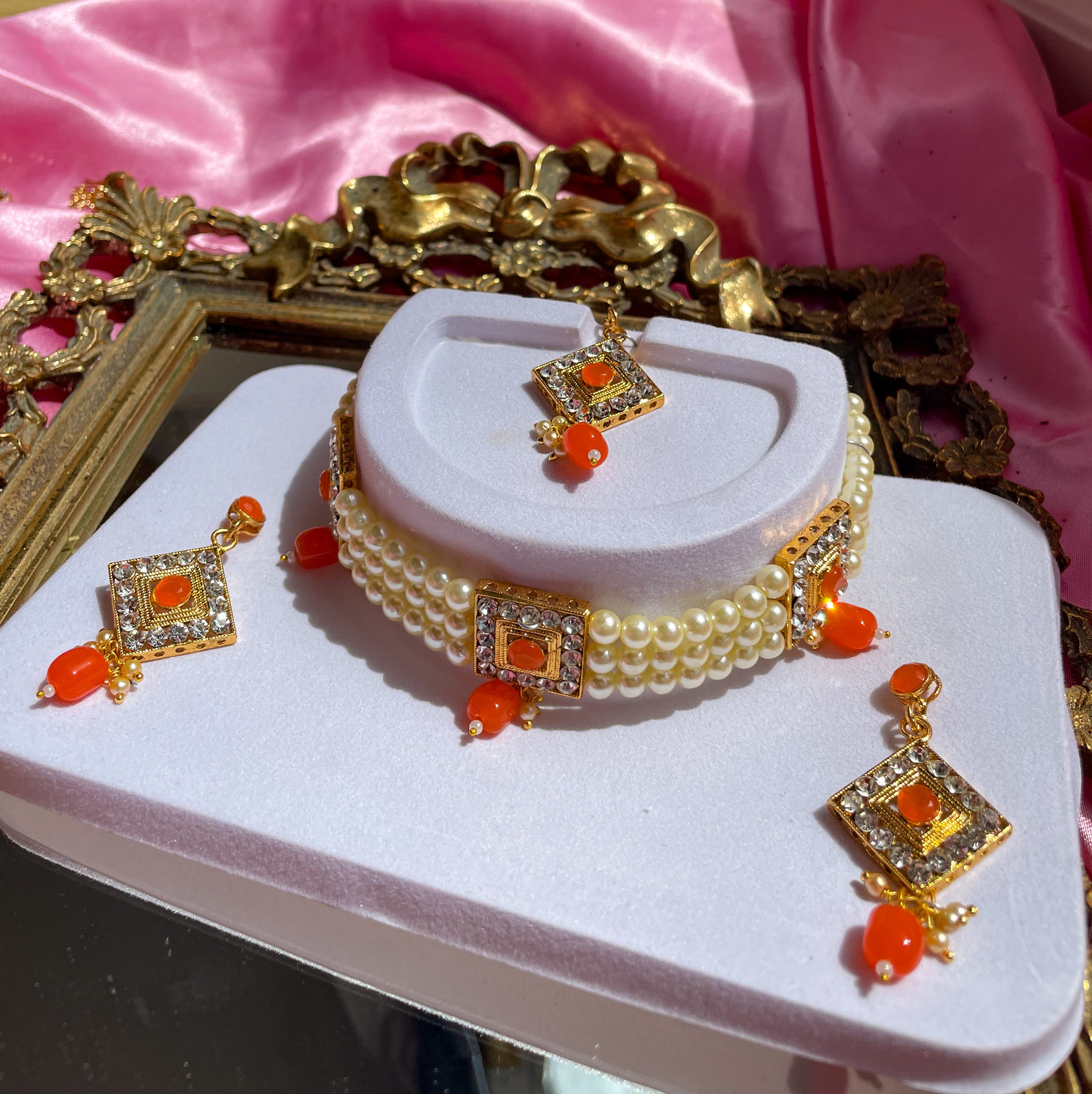 The Sun Queen Necklace Set