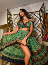 Load image into Gallery viewer, Galactic Emerald Goddess Set
