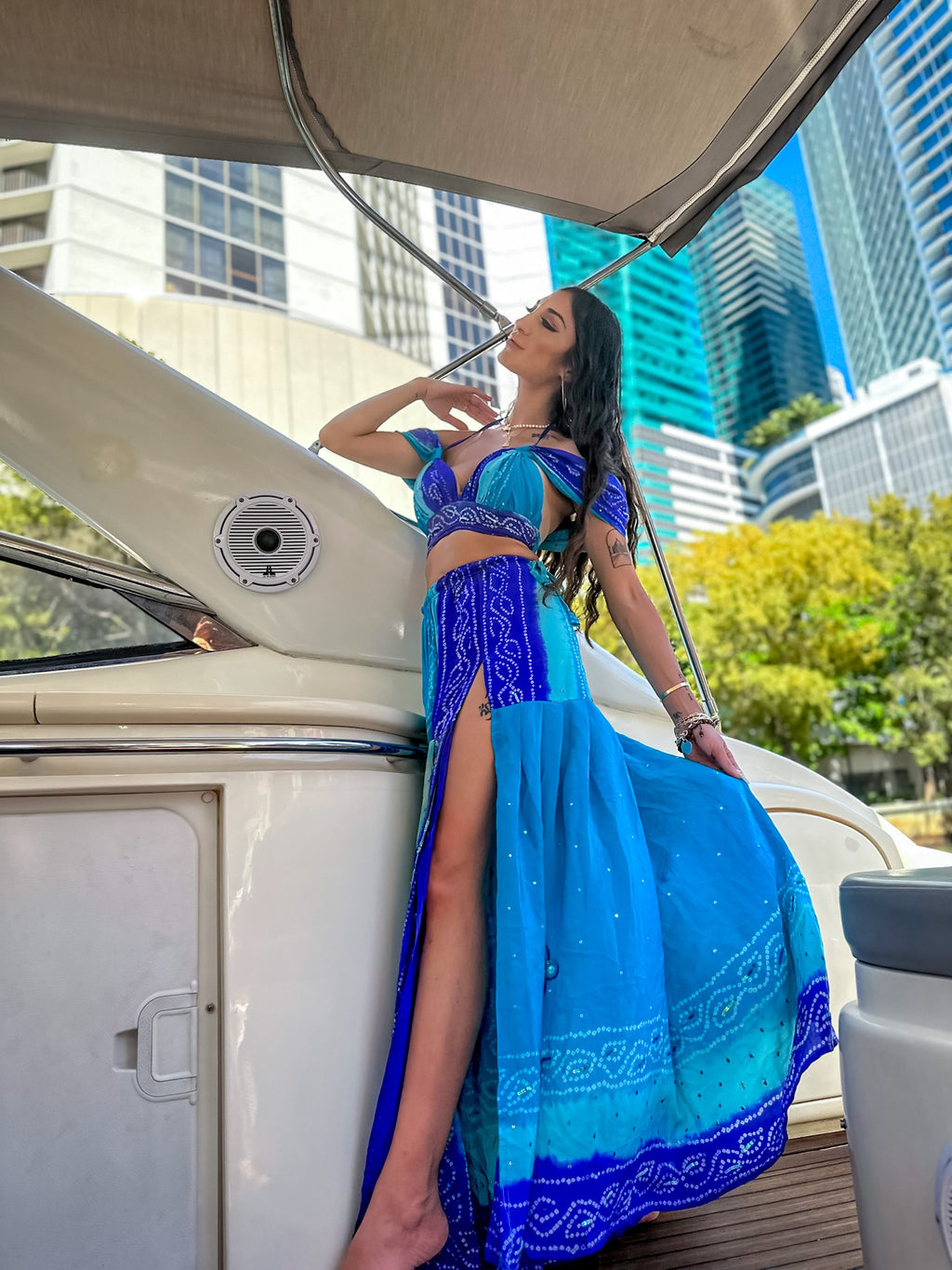 Blue Tiger Bandhani Goddess Set