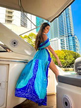 Load image into Gallery viewer, Blue Tiger Bandhani Goddess Set
