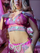 Load image into Gallery viewer, Pearl Love Belly Chain Belt
