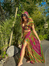 Load image into Gallery viewer, Bandhani Springs Goddess Set
