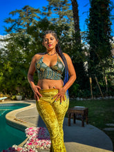Load image into Gallery viewer, Emerald Whirlpool Halter Top
