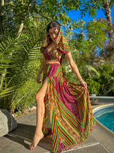 Load image into Gallery viewer, Bandhani Springs Goddess Set
