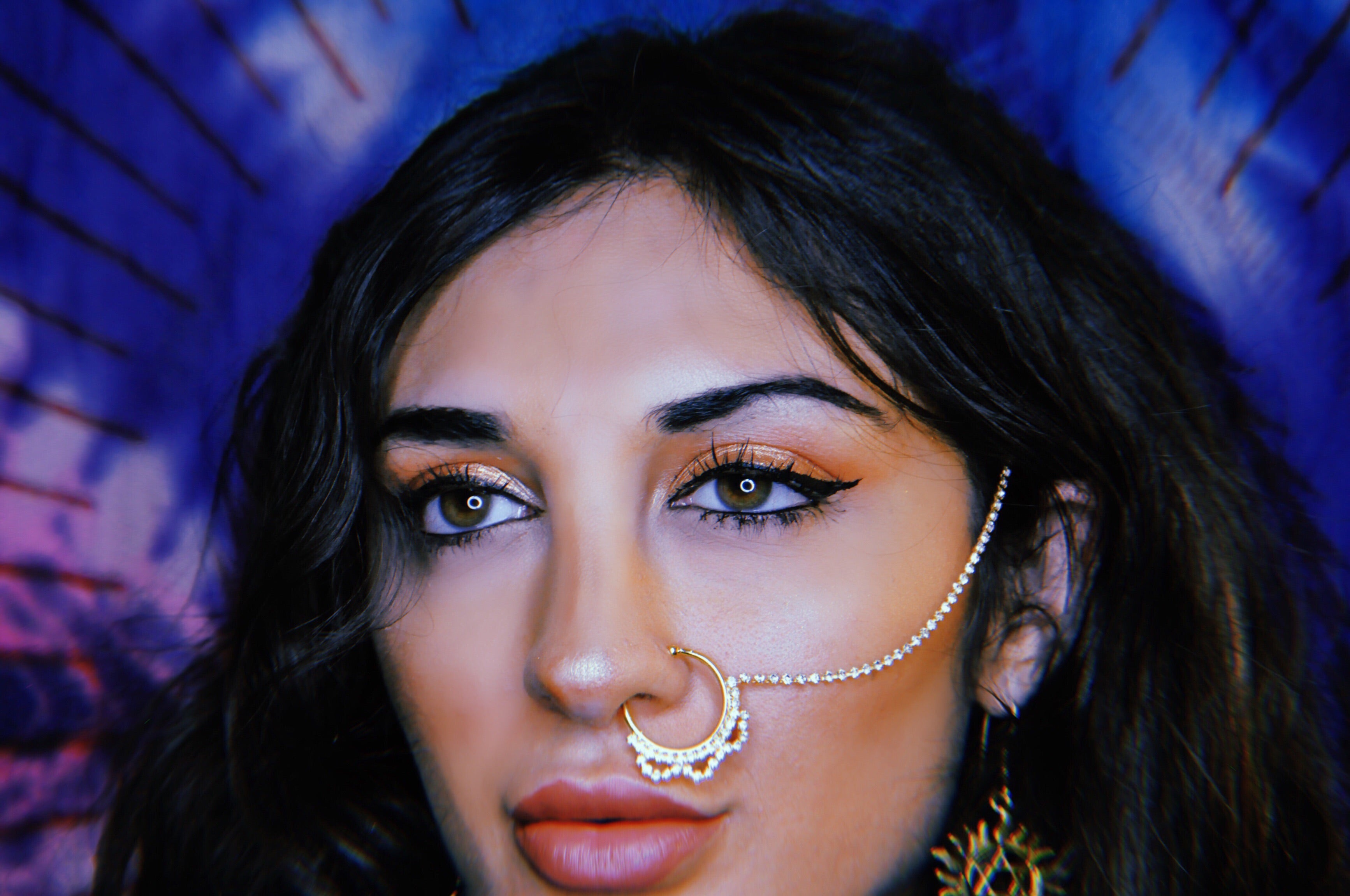 Mermaid scale nose chain