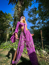 Load image into Gallery viewer, Amethyst Diamonds Jasmine Set
