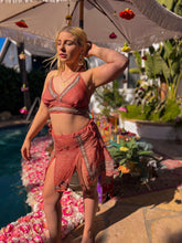 Load image into Gallery viewer, Coral Diamonds Goddess Set
