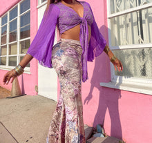 Load image into Gallery viewer, Champagne Velvet flowers Flare Pants
