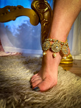 Load image into Gallery viewer, Diamond Lotus Anklet
