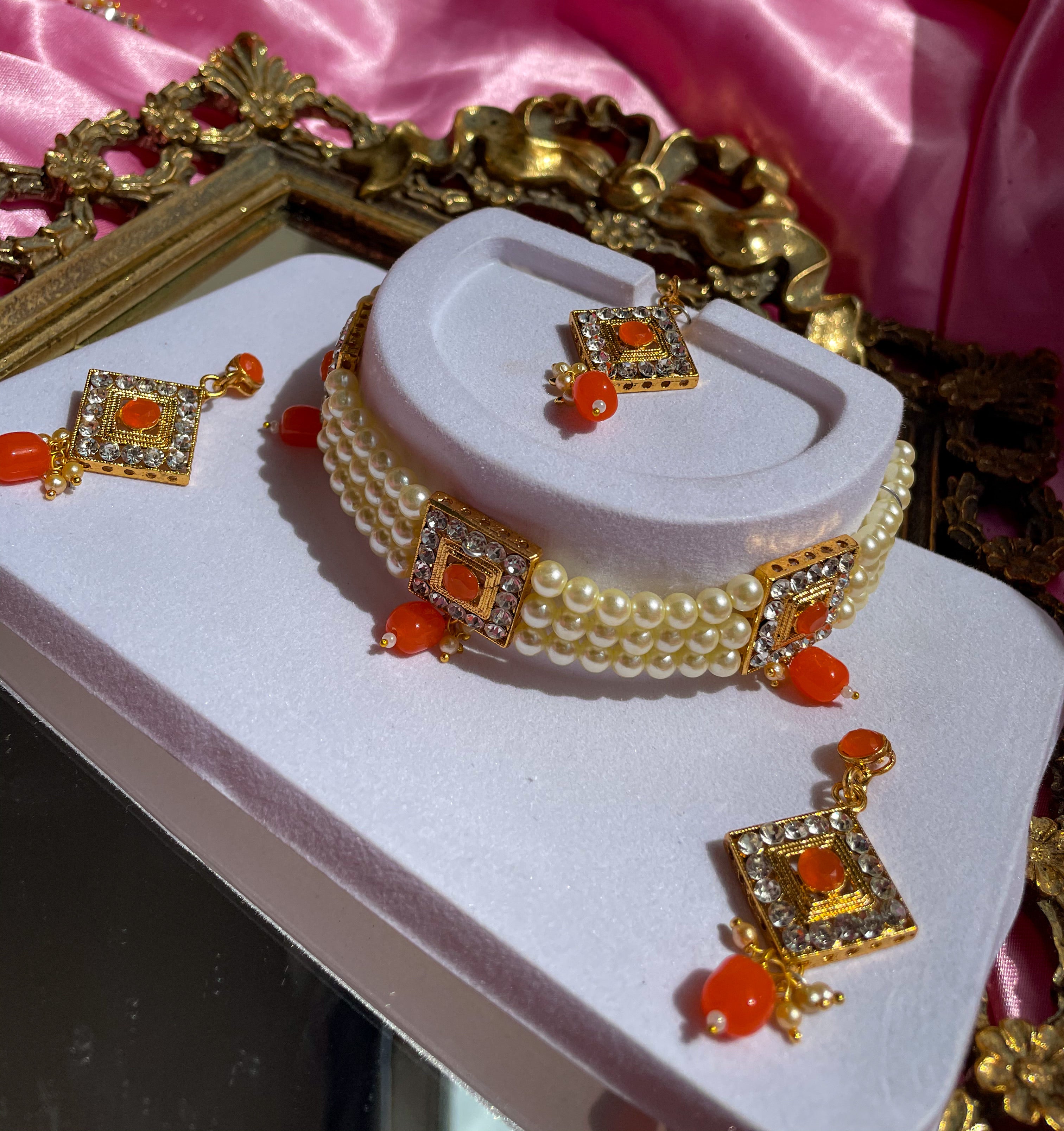 The Sun Queen Necklace Set