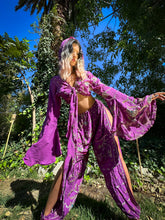 Load image into Gallery viewer, Amethyst Diamonds Jasmine Set
