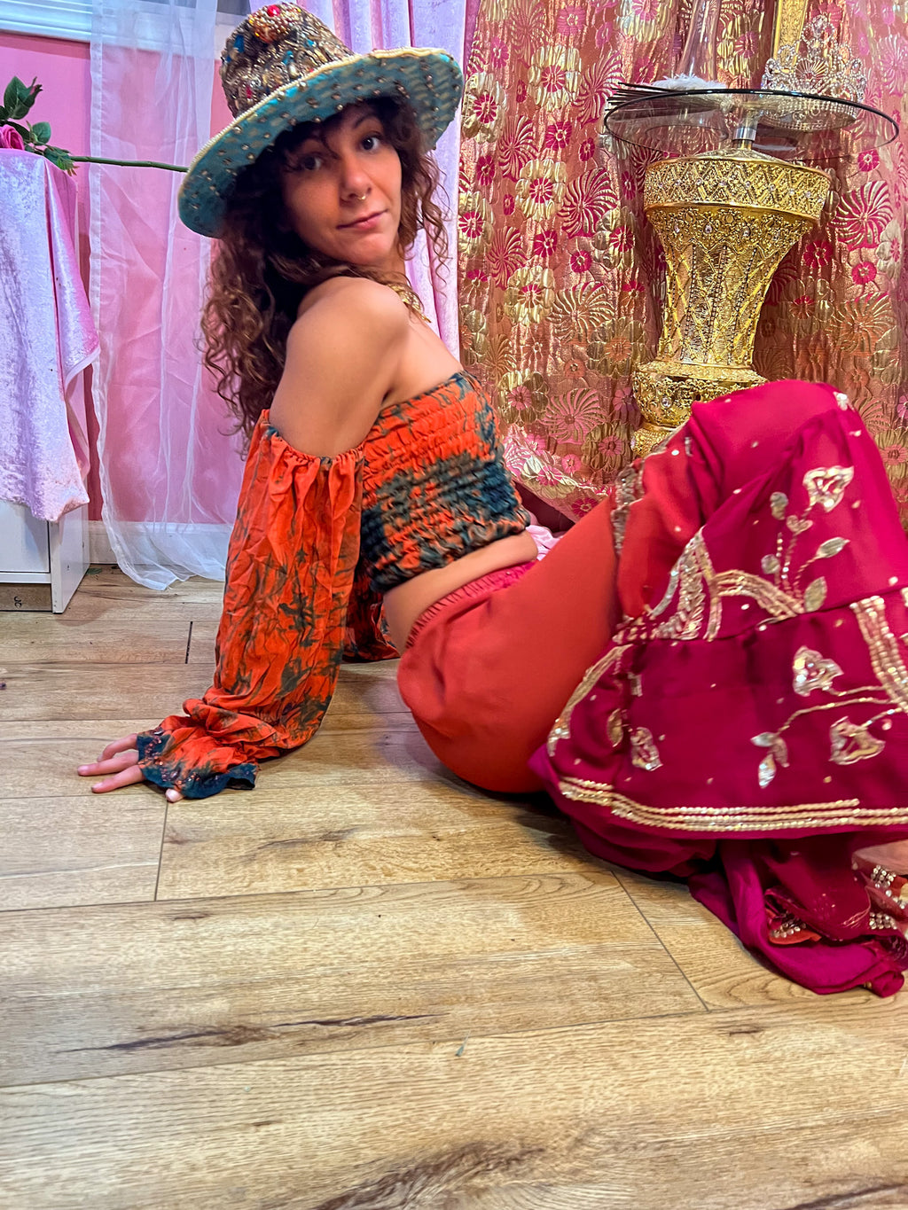Lava Aura Scrunch Top