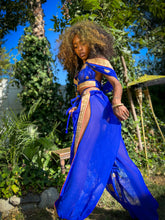Load image into Gallery viewer, Sapphire Gold Jasmine Set
