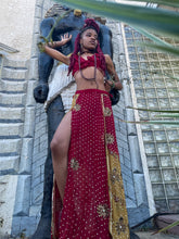 Load image into Gallery viewer, The Golden Heart Fire Ruffle  set
