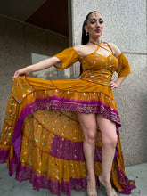 Load image into Gallery viewer, Bandhani Sunflower Goddess Set
