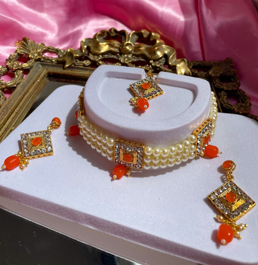 The Sun Queen Necklace Set
