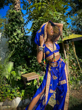 Load image into Gallery viewer, Sapphire Gold Jasmine Set
