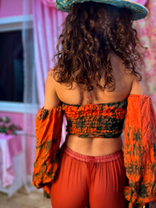 Lava Aura Scrunch Top