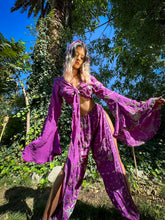 Load image into Gallery viewer, Amethyst Diamonds Jasmine Set
