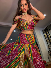 Load image into Gallery viewer, Bandhani Springs Goddess Set
