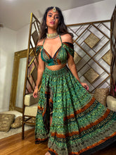 Load image into Gallery viewer, Galactic Emerald Goddess Set
