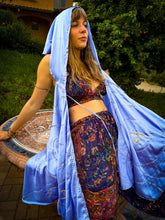 Load image into Gallery viewer, Cinderella Sparkle Magic Cape
