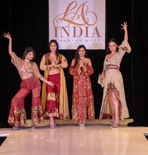 Load image into Gallery viewer, Bandhani Love Goddess set
