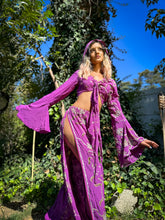 Load image into Gallery viewer, Amethyst Diamonds Jasmine Set
