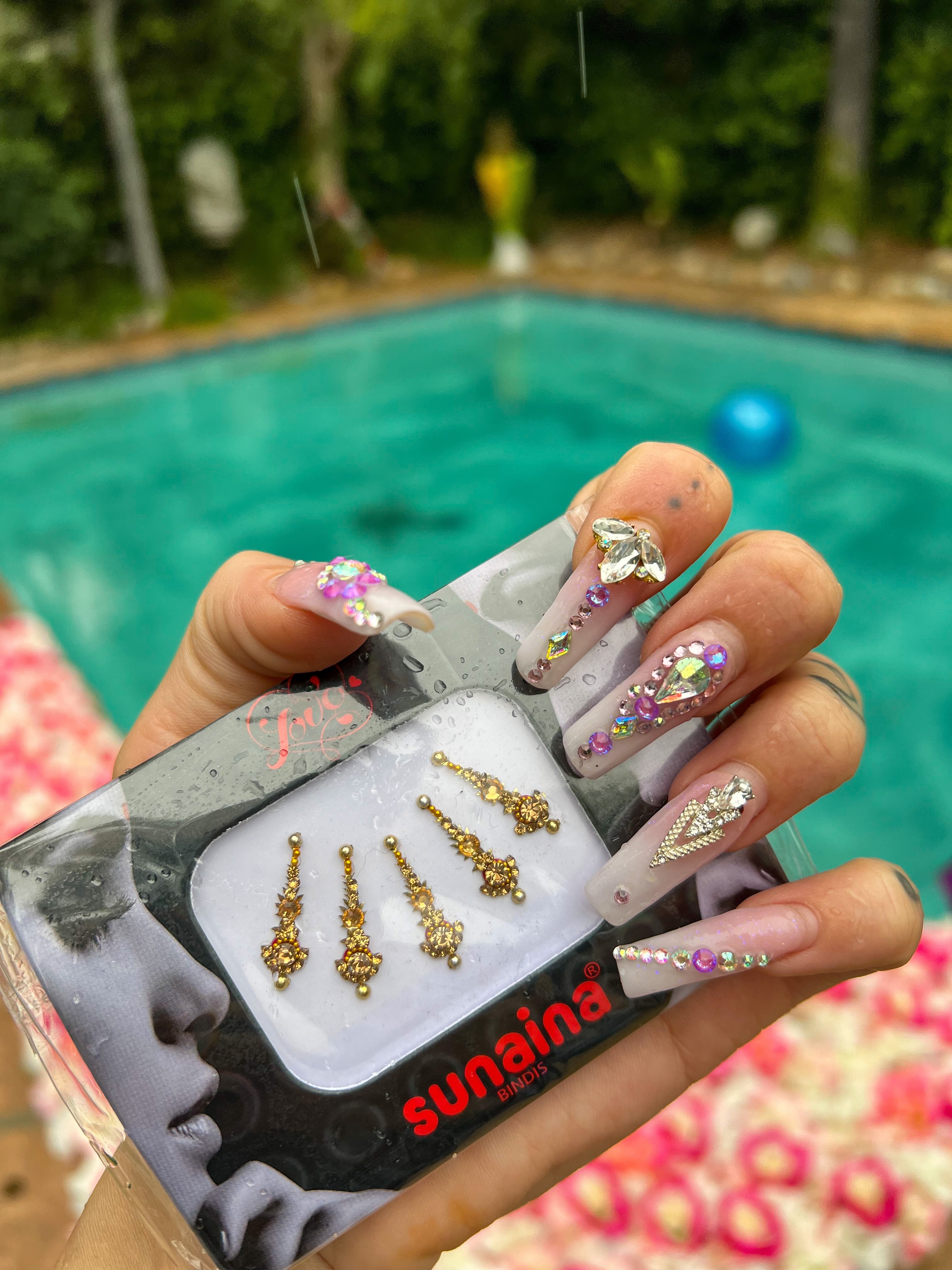 Gold Goddess Bindis (pack of 8)