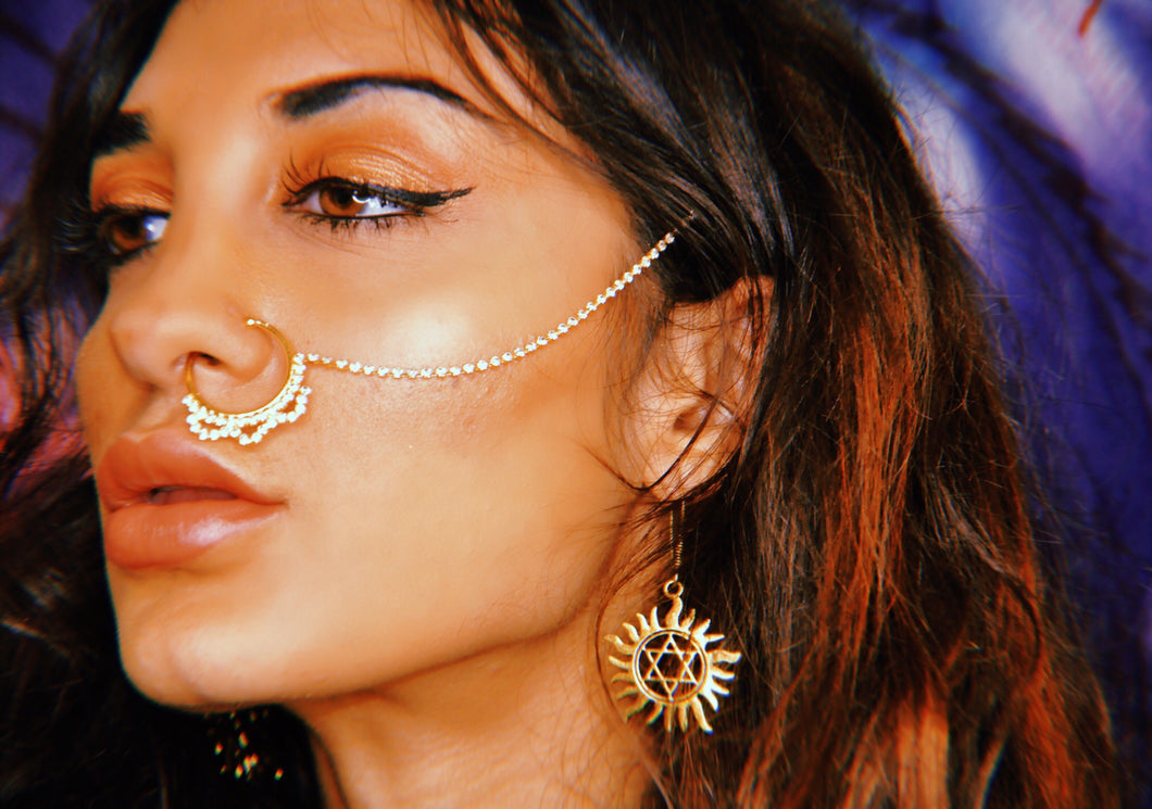 Mermaid scale nose chain